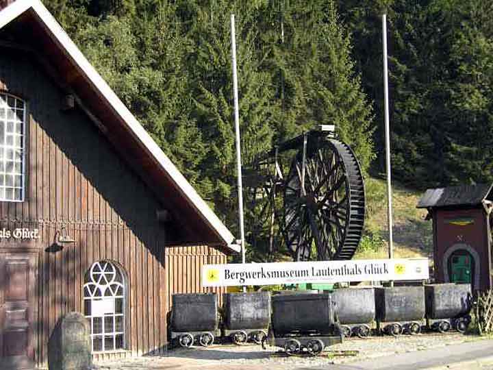 Eingang am Bergwerksmuseum Lautenthal bei Langelsheim