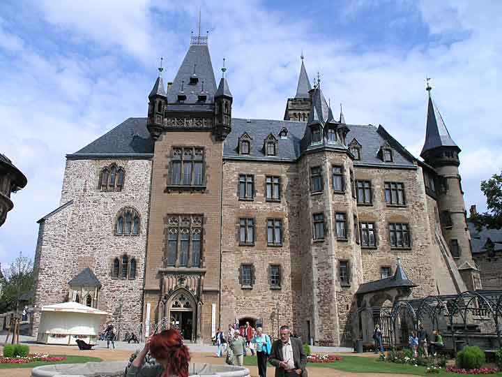 Vor dem Schloss in Wernigerode
