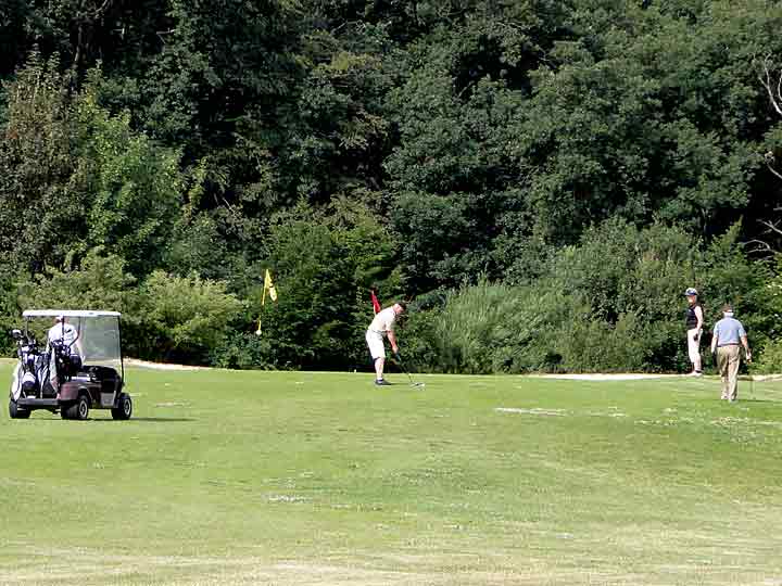 Golfsport in Meisdorf - auf dem Platz
