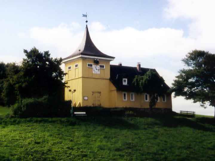 Blick zum Glockenturm über Sankt Andreasberg