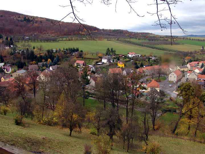 Blick nach Stecklenberg im Herbst