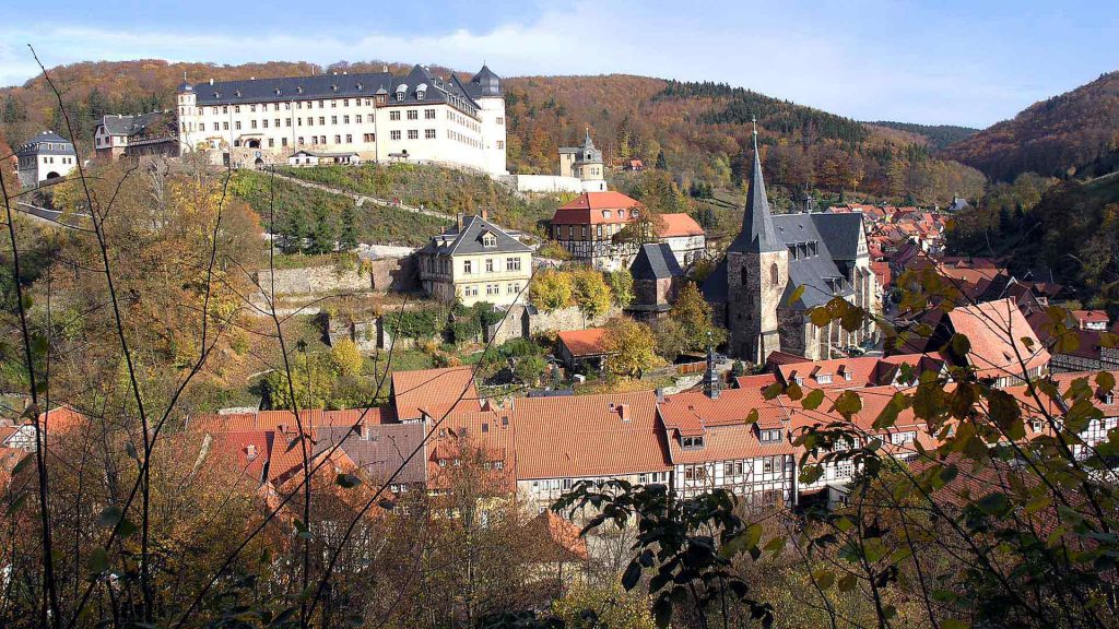 Blick über Stolberg zum Schloss