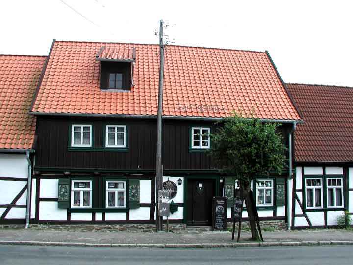 Eingang zum Mausefallen und Kuriositäten-Museum Güntersberge