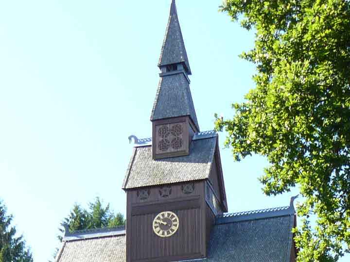 Kirchturm der Gustav-Adolf-Stabkirche in Hahnenklee