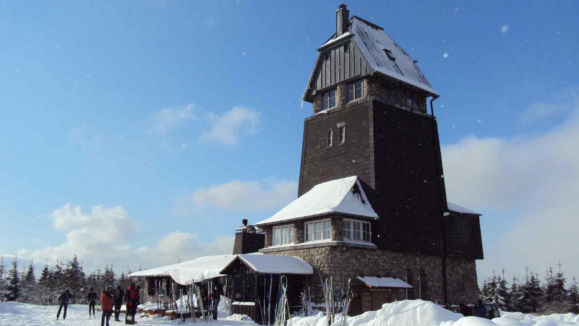 Die Hanskühnenburg im Winterkleid