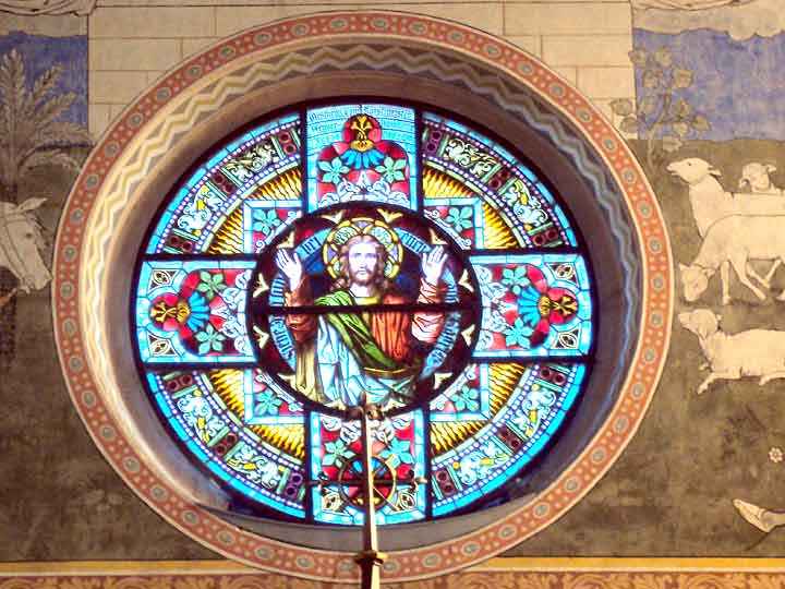 Mosaikfenster in der St. Antonius-Kirche Hasselfelde