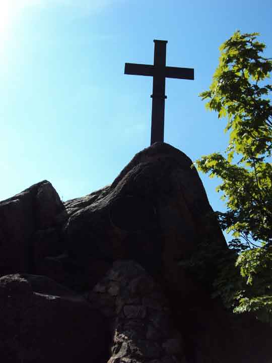 Kreuz auf dem Ilsesteinfelsen bei Ilsenburg
