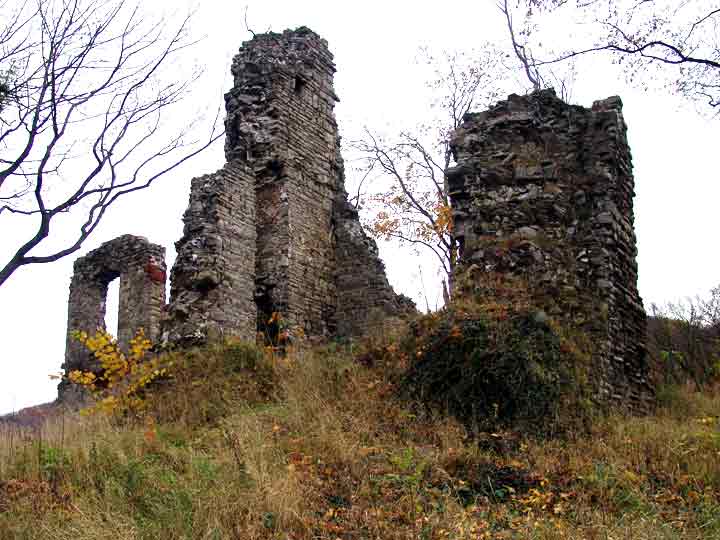 Die Ruine Stecklenburg - Mauerreste