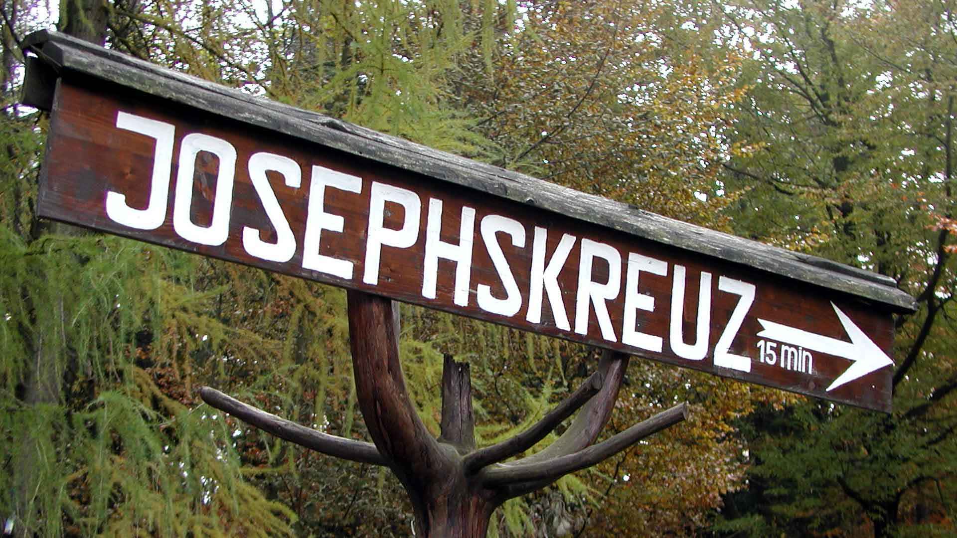 Wegweiser zum Josephskreuz bei Stolberg