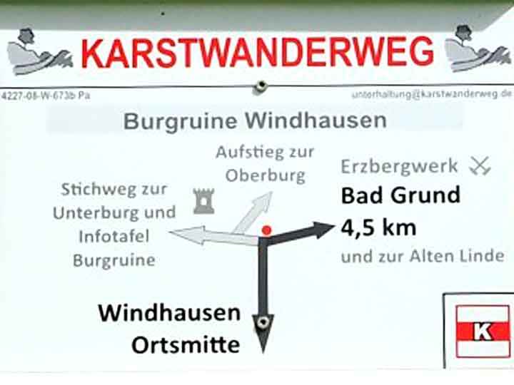 Wegweiser zur Burgruine Windhausen bei Bad Grund