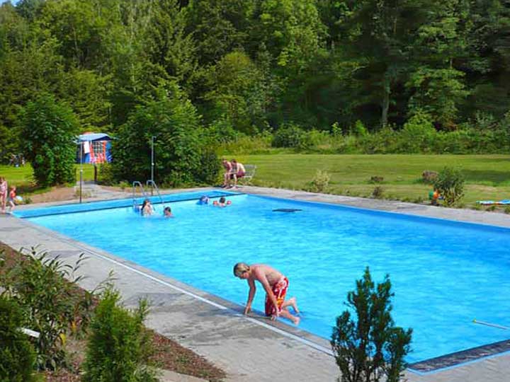 4 Sterne Campingplatz Eulenburg in Osterode - Schwimmbad